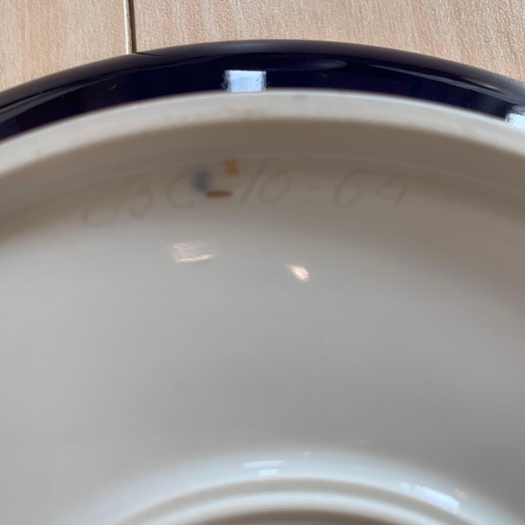 セーブル(Sevres) ペイル24K金彩装飾スープカップとプレート