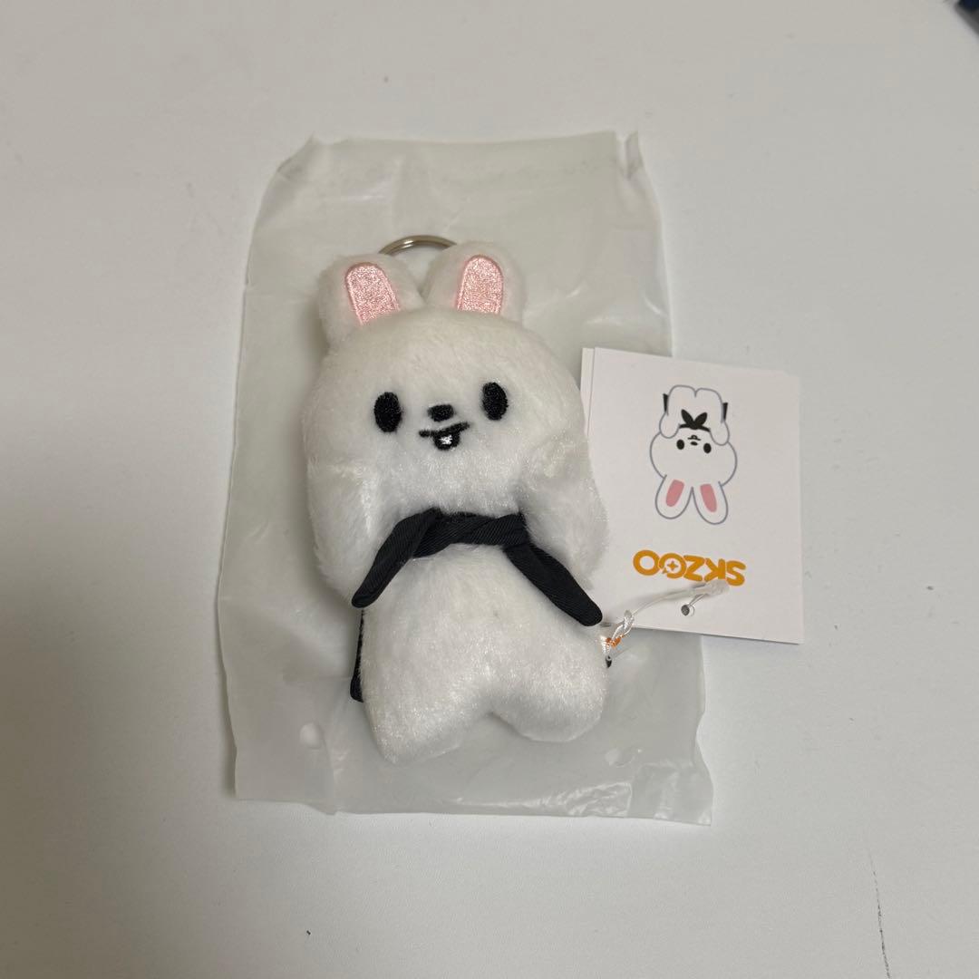 SKZOO MAGNET PLUSH KEYRING リービット